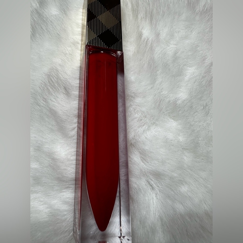 Burberry Scarlet Red Lip Gloss - Picture 3 of 4